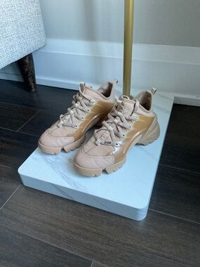 Dior D-Connect Sneakers